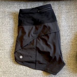 Lululemon Speed Up Short High Rise (NWOT)